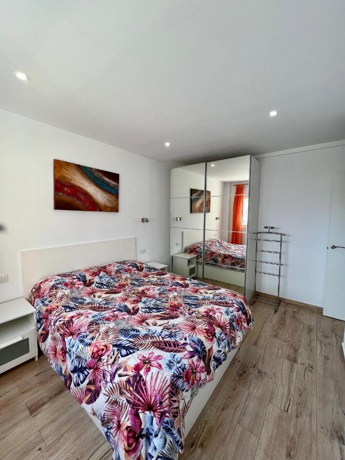 Apartment Crissol Los Cristianos  Extérieur photo